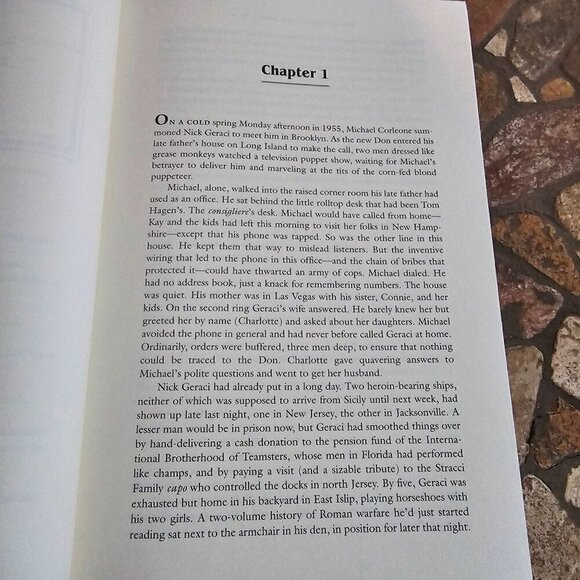 The Godfather Returns By Mark Winegardner Hardcover First Edition - 2004 - Picture 7 of 7